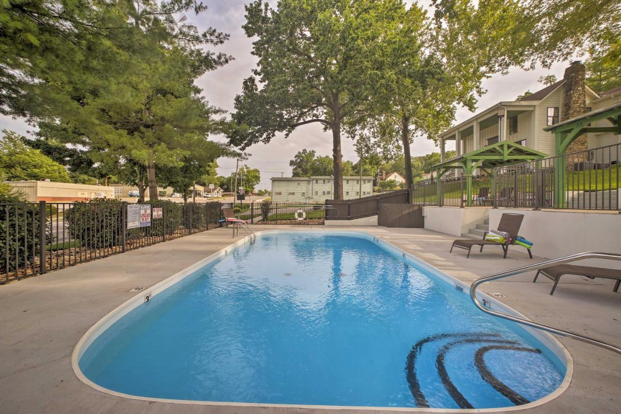 Downtown Branson Cottage With Pool Access! Buitenkant foto